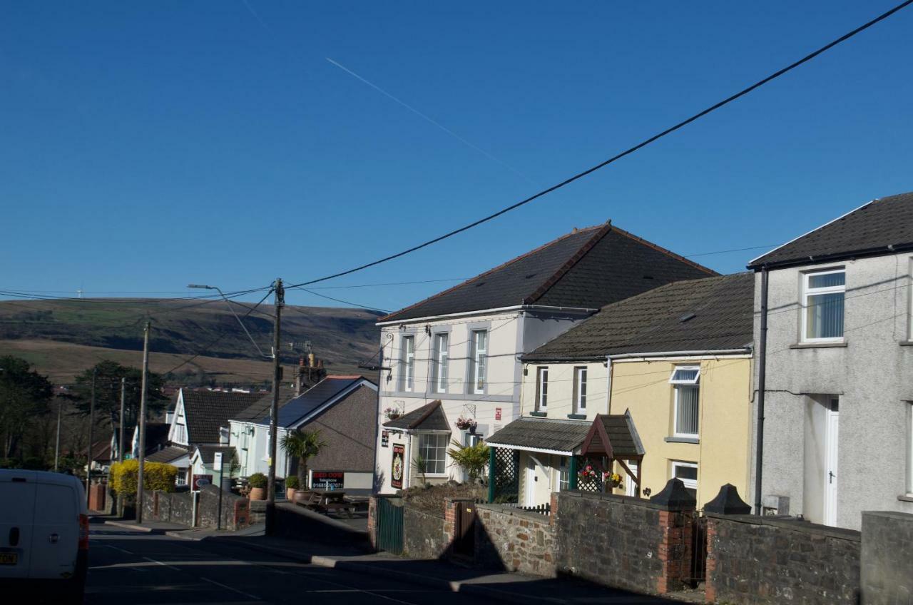 Villa The Cwtch, Log Fire, Sleeps 6, Nr Zip World, Brecon And Bike Park Wales Aberdare Exterior foto